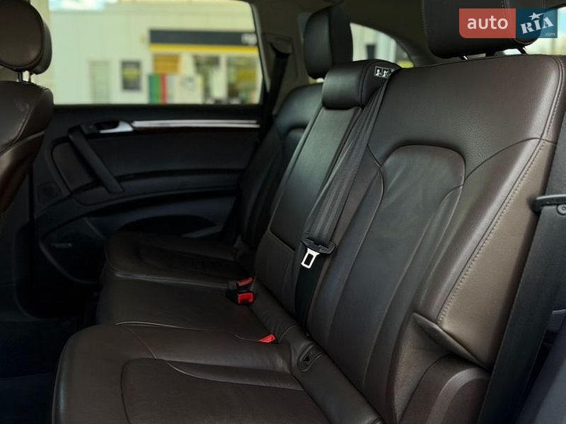 Позашляховик / Кросовер Audi Q7 2013 в Миколаєві