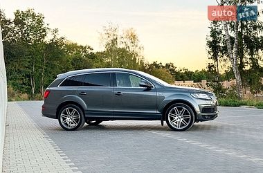 Позашляховик / Кросовер Audi Q7 2013 в Тернополі