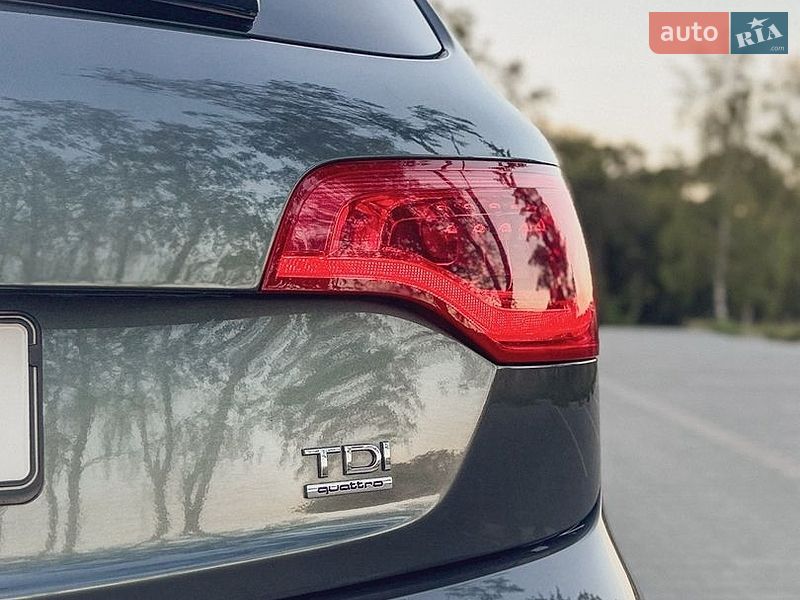 Позашляховик / Кросовер Audi Q7 2013 в Тернополі