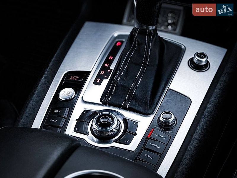 Позашляховик / Кросовер Audi Q7 2013 в Тернополі