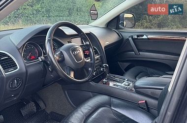 Позашляховик / Кросовер Audi Q7 2007 в Рівному