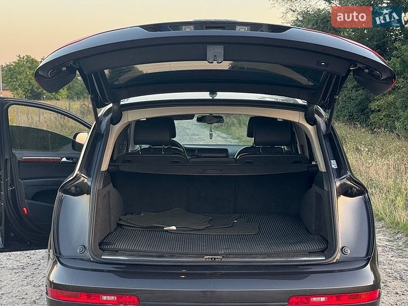 Позашляховик / Кросовер Audi Q7 2007 в Рівному