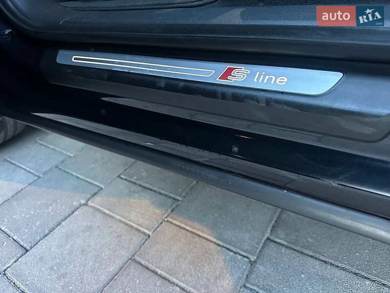 Позашляховик / Кросовер Audi Q7 2016 в Рівному