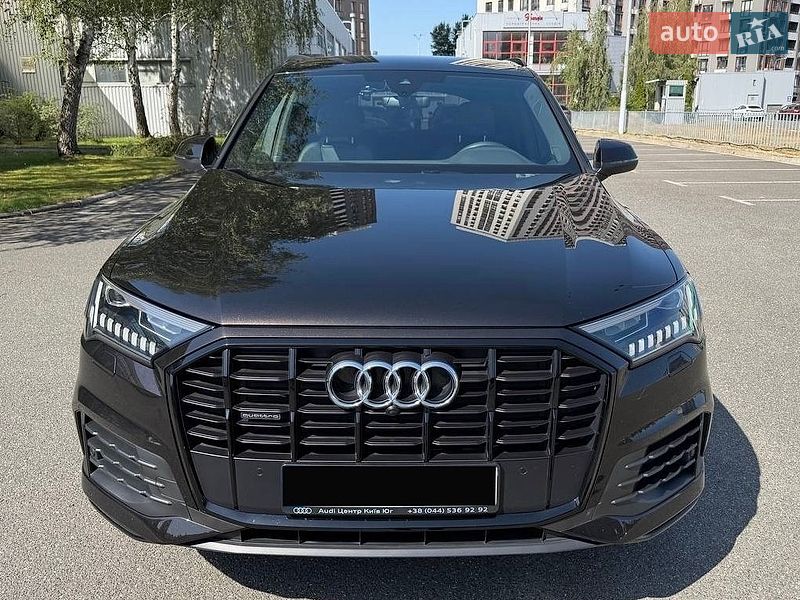 Внедорожник / Кроссовер Audi Q7 2023 в Киеве