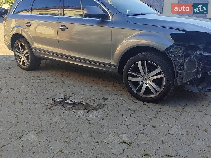 Audi Q7 2013