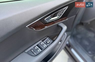 Позашляховик / Кросовер Audi Q7 2016 в Виноградові