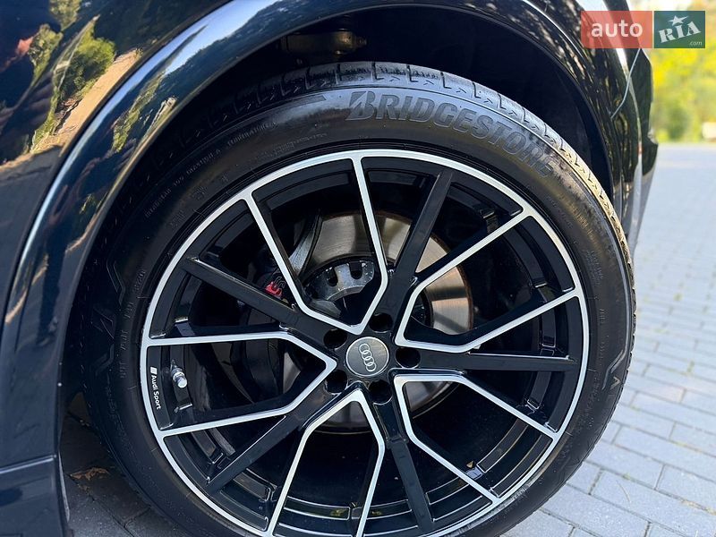 Внедорожник / Кроссовер Audi Q7 2016 в Шепетовке
