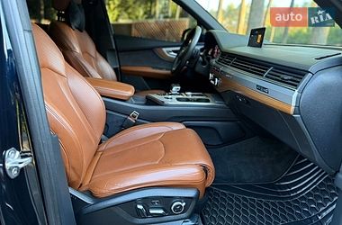 Внедорожник / Кроссовер Audi Q7 2016 в Шепетовке