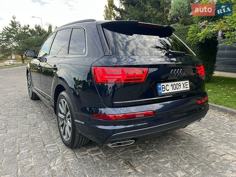 Внедорожник / Кроссовер Audi Q7 2015 в Львове