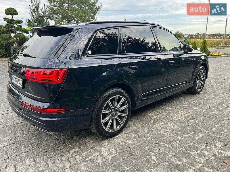 Внедорожник / Кроссовер Audi Q7 2015 в Львове