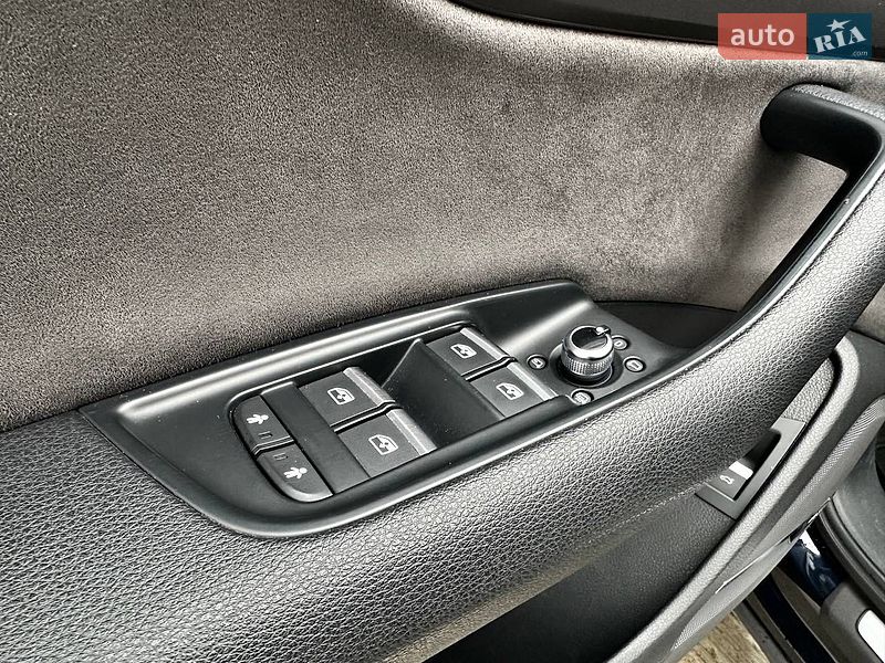 Внедорожник / Кроссовер Audi Q7 2015 в Львове