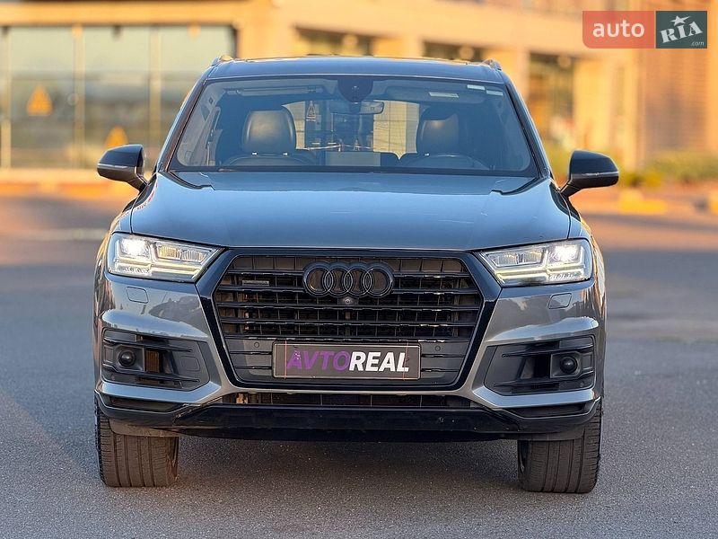 Внедорожник / Кроссовер Audi Q7 2016 в Кривом Роге