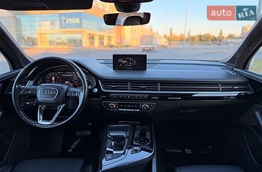 Внедорожник / Кроссовер Audi Q7 2016 в Кривом Роге