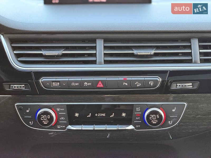 Внедорожник / Кроссовер Audi Q7 2016 в Кривом Роге