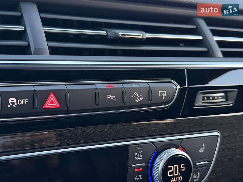 Внедорожник / Кроссовер Audi Q7 2016 в Кривом Роге