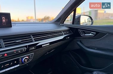 Внедорожник / Кроссовер Audi Q7 2016 в Кривом Роге