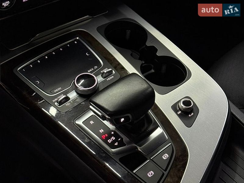 Позашляховик / Кросовер Audi Q7 2016 в Одесі фото 17 Позашляховик / Кросовер Audi Q7 2016 в Одесі