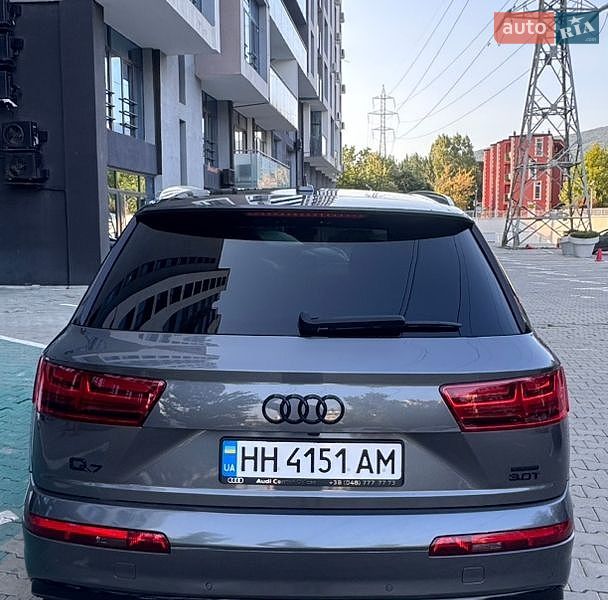 Позашляховик / Кросовер Audi Q7 2018 в Одесі
