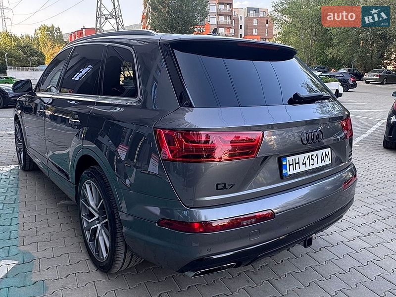Позашляховик / Кросовер Audi Q7 2018 в Одесі