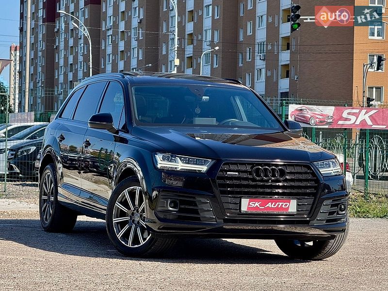 Внедорожник / Кроссовер Audi Q7 2018 в Киеве