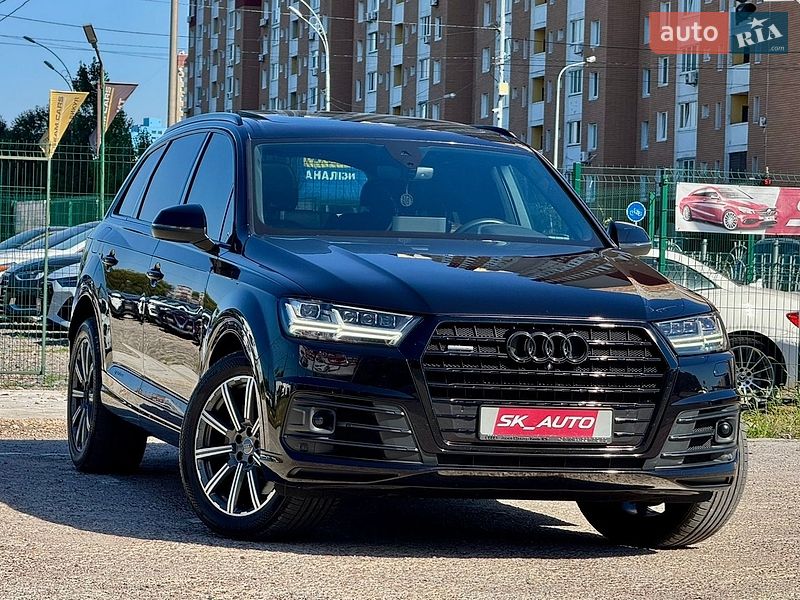 Внедорожник / Кроссовер Audi Q7 2018 в Киеве