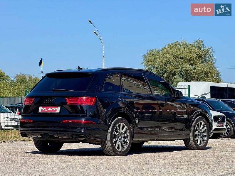 Внедорожник / Кроссовер Audi Q7 2018 в Киеве