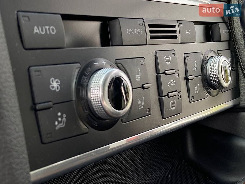 Позашляховик / Кросовер Audi Q7 2012 в Львові