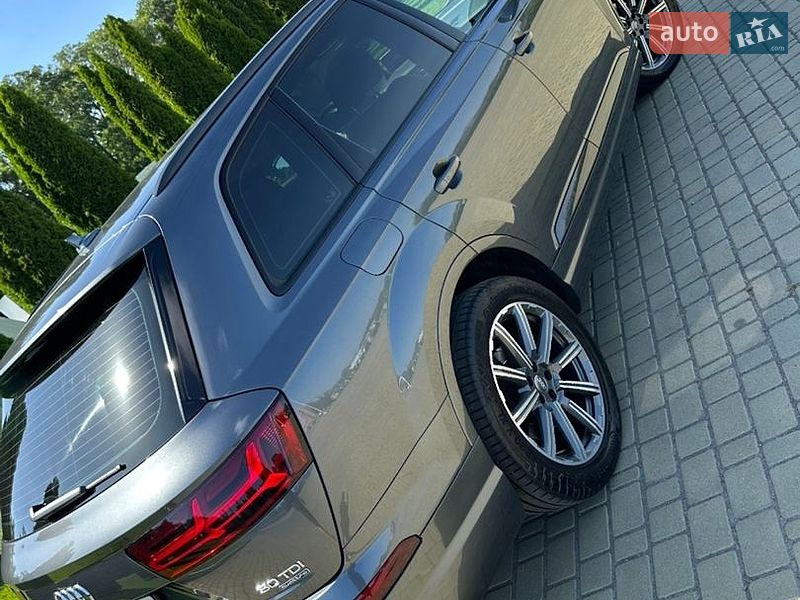 Позашляховик / Кросовер Audi Q7 2019 в Одесі