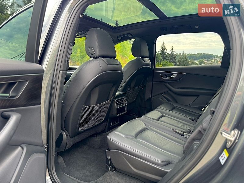 Внедорожник / Кроссовер Audi Q7 2021 в Тернополе