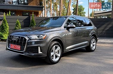 Внедорожник / Кроссовер Audi Q7 2020 в Киеве