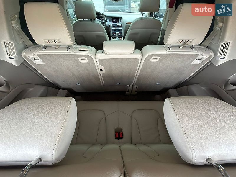 Позашляховик / Кросовер Audi Q7 2013 в Чернівцях фото 18 Позашляховик / Кросовер Audi Q7 2013 в Чернівцях