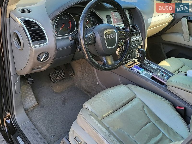 Позашляховик / Кросовер Audi Q7 2009 в Тернополі фото 9 Позашляховик / Кросовер Audi Q7 2009 в Тернополі
