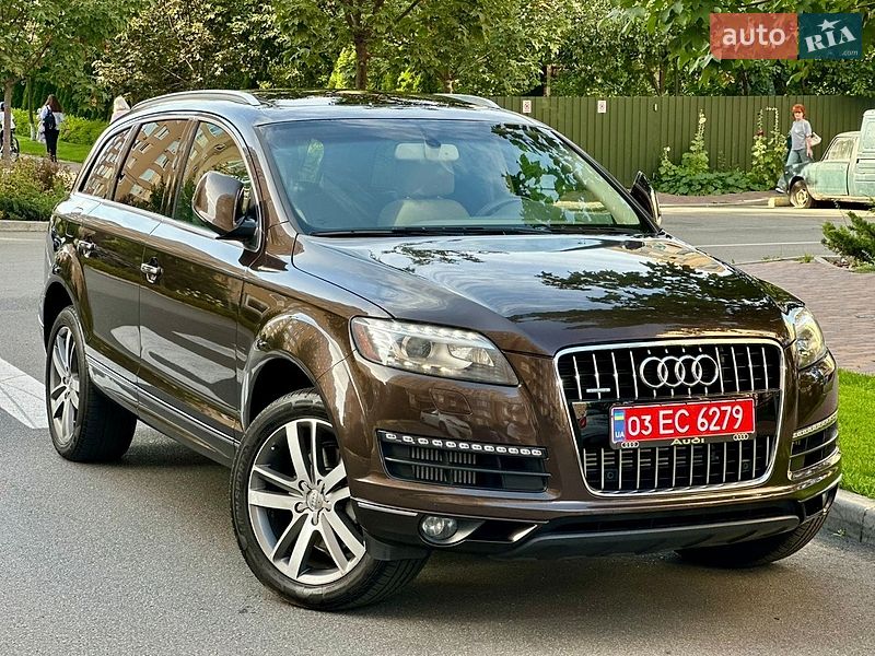 Позашляховик / Кросовер Audi Q7 2013 в Києві