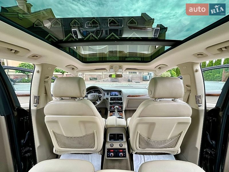Позашляховик / Кросовер Audi Q7 2013 в Києві