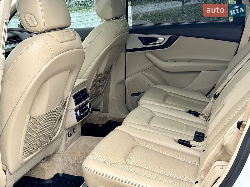 Внедорожник / Кроссовер Audi Q7 2018 в Львове