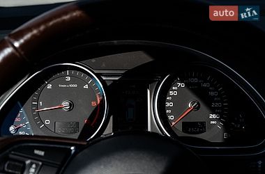 Позашляховик / Кросовер Audi Q7 2015 в Ужгороді