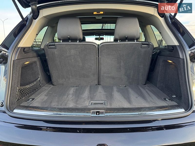 Позашляховик / Кросовер Audi Q7 2014 в Києві