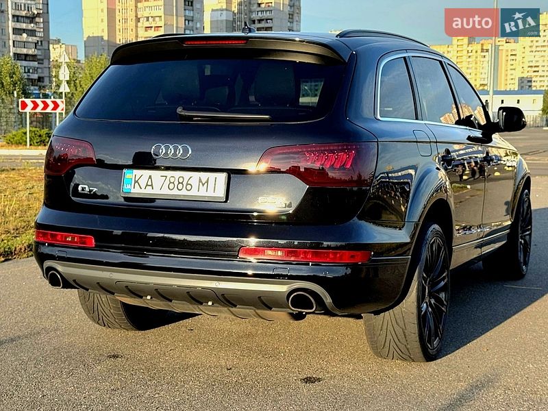 Позашляховик / Кросовер Audi Q7 2014 в Києві