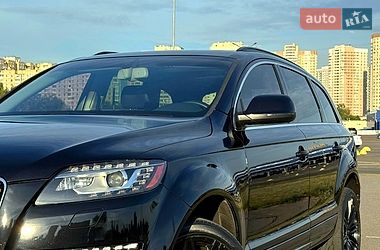 Позашляховик / Кросовер Audi Q7 2014 в Києві