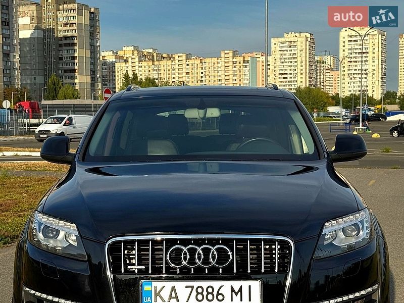 Позашляховик / Кросовер Audi Q7 2014 в Києві
