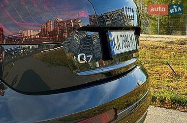 Позашляховик / Кросовер Audi Q7 2014 в Києві