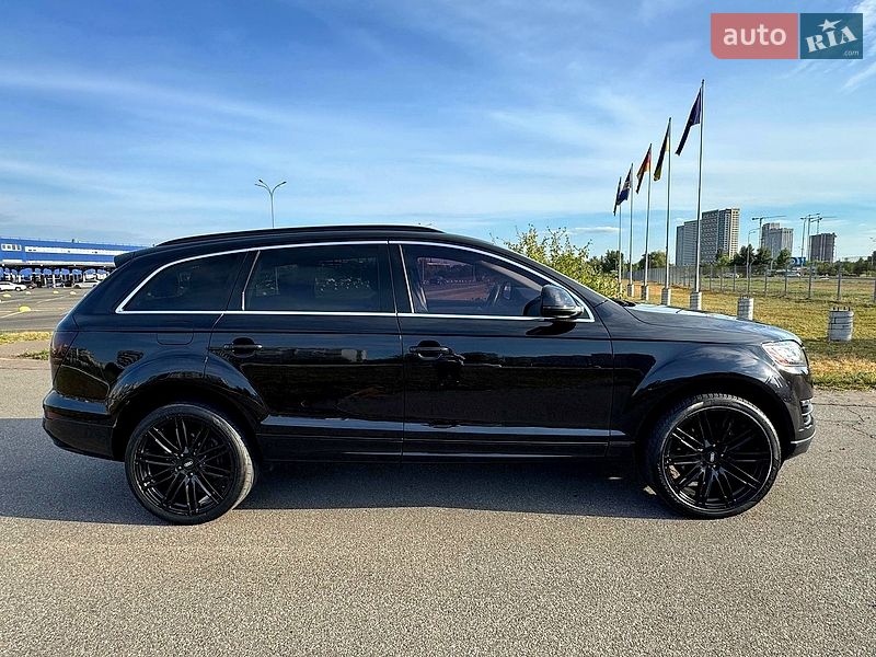 Позашляховик / Кросовер Audi Q7 2014 в Києві