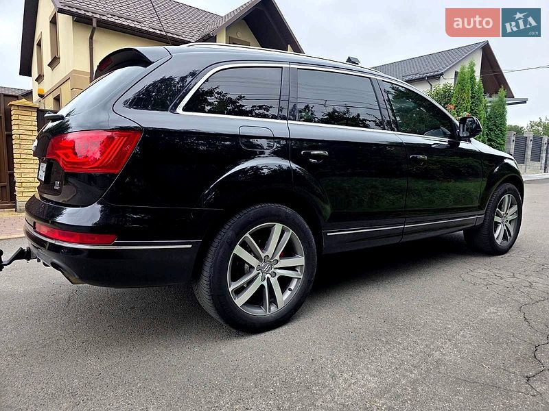 Позашляховик / Кросовер Audi Q7 2012 в Хмельницькому