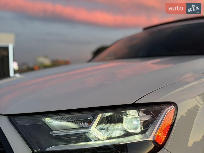 Позашляховик / Кросовер Audi Q7 2022 в Львові