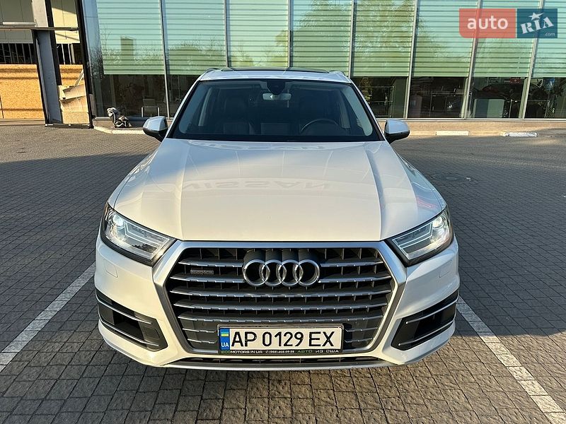Внедорожник / Кроссовер Audi Q7 2017 в Запорожье
