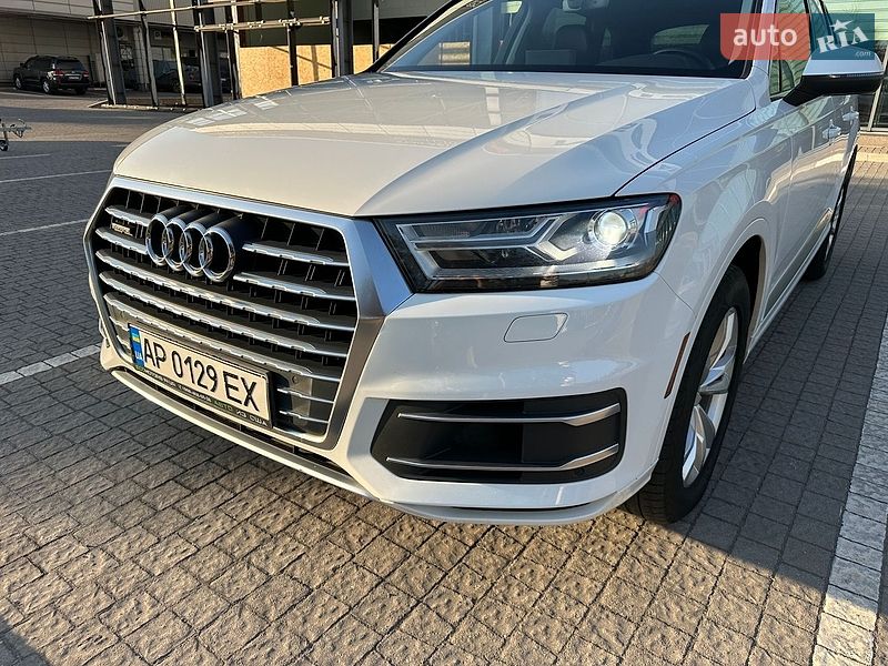 Внедорожник / Кроссовер Audi Q7 2017 в Запорожье