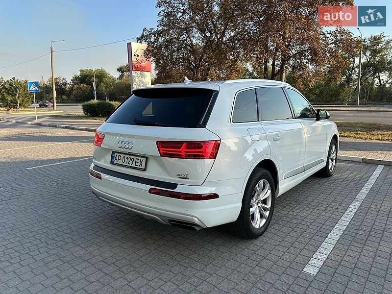 Внедорожник / Кроссовер Audi Q7 2017 в Запорожье