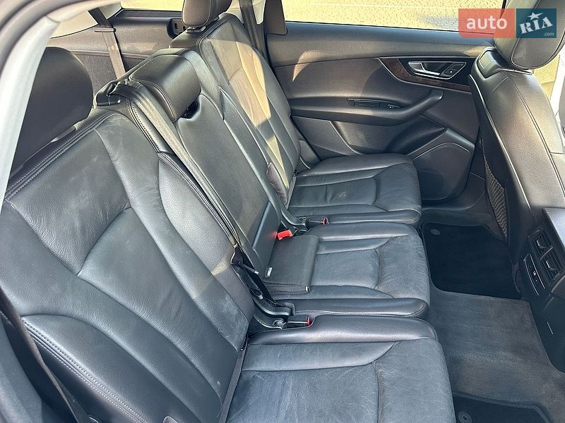 Внедорожник / Кроссовер Audi Q7 2017 в Запорожье