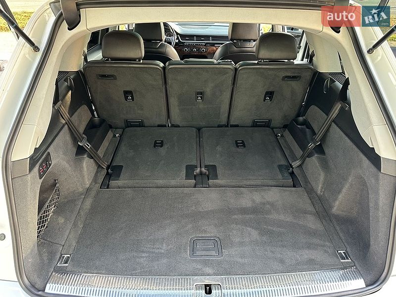 Внедорожник / Кроссовер Audi Q7 2017 в Запорожье