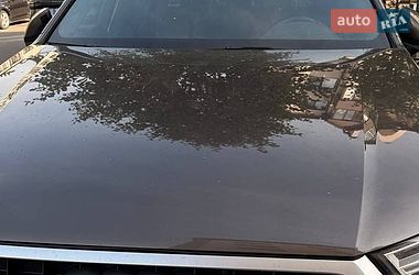 Позашляховик / Кросовер Audi Q7 2017 в Києві